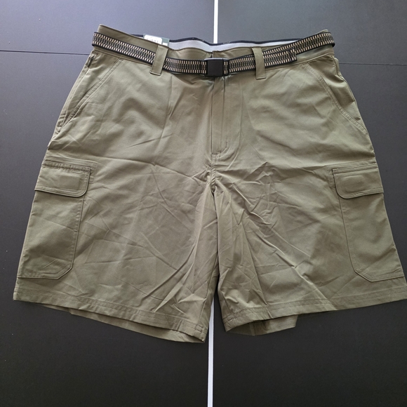 Orvis Other - Orvis Men's Khaki Cargo Shorts